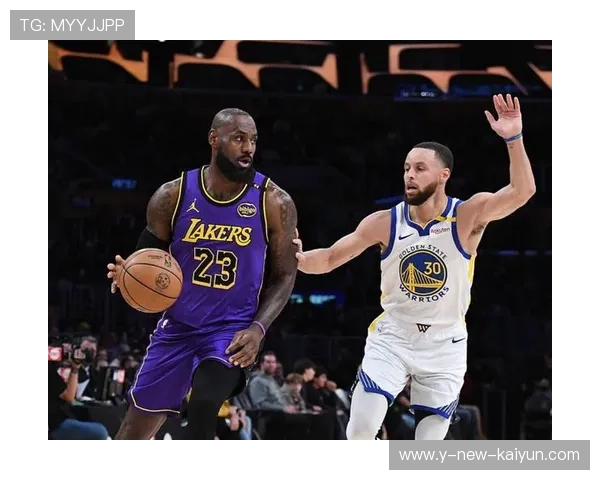 湖人逆转战胜勇士，詹姆斯成为场上最大亮点
