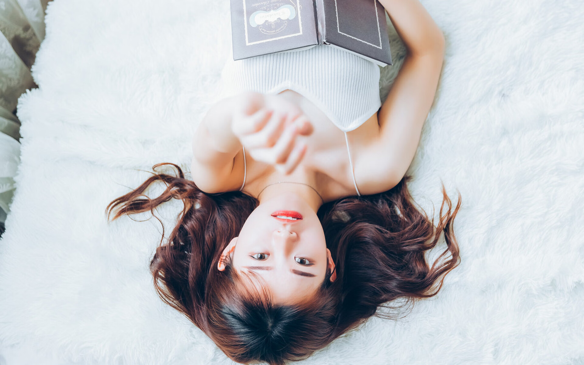 球队季中引入战术心理师，提高关键时刻表现，战术心理手段名词解释